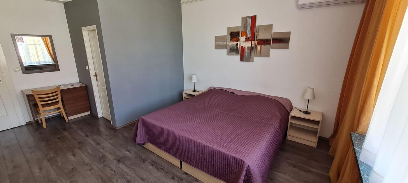Rooms Lara-Croatia-ZAGREB-Room-7