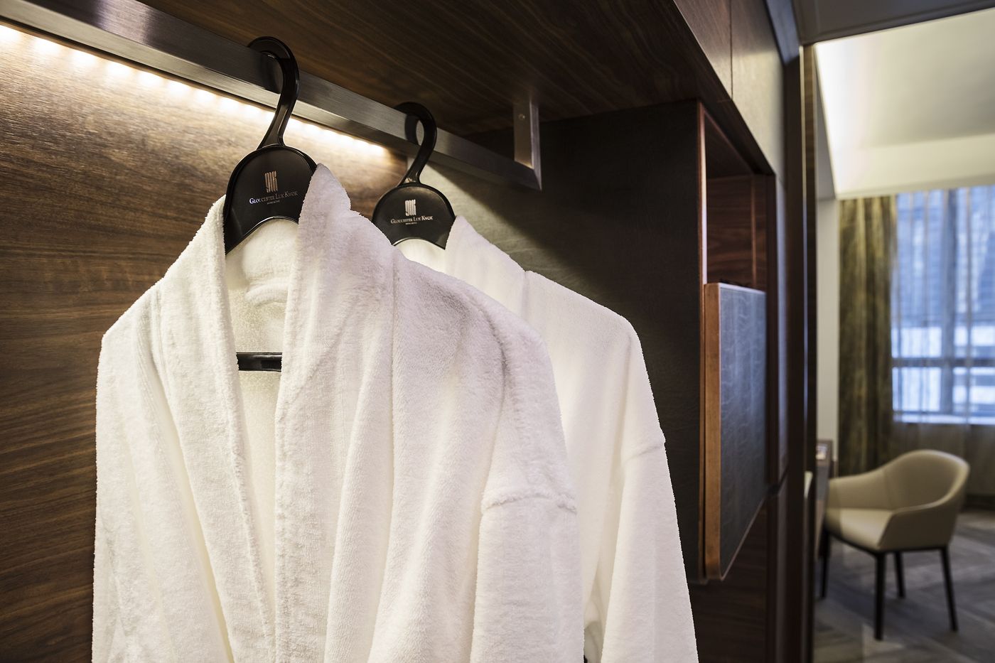 Gloucester-Luk-Kwok-Hong-Kong-Room-20