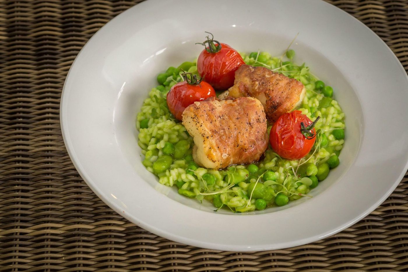 Cobo-Bay-Hotel-Restaurant-22