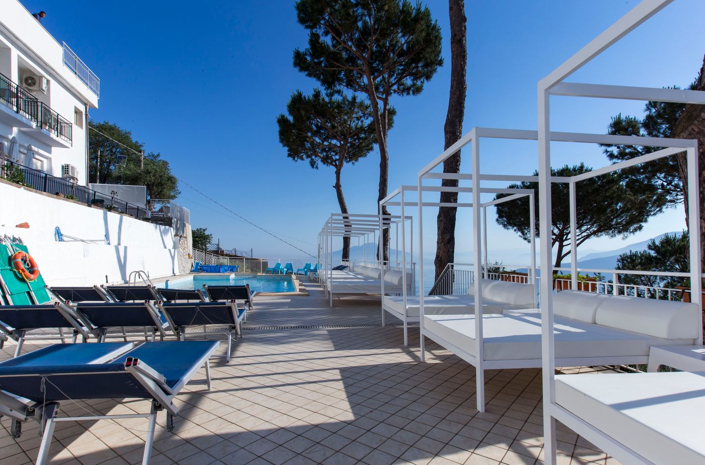 Le-Terrazze-Hotel-Residence-Room-6