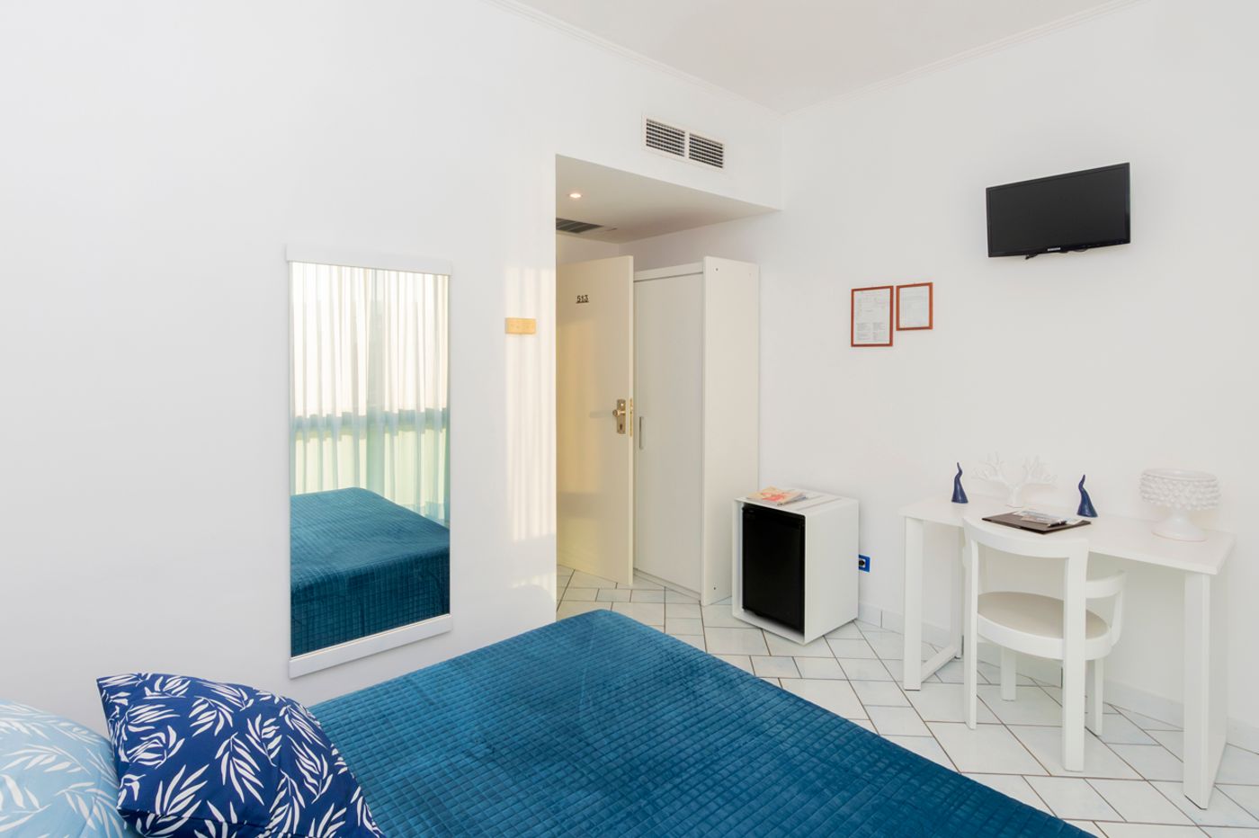 Panorama-Palace-Room-23