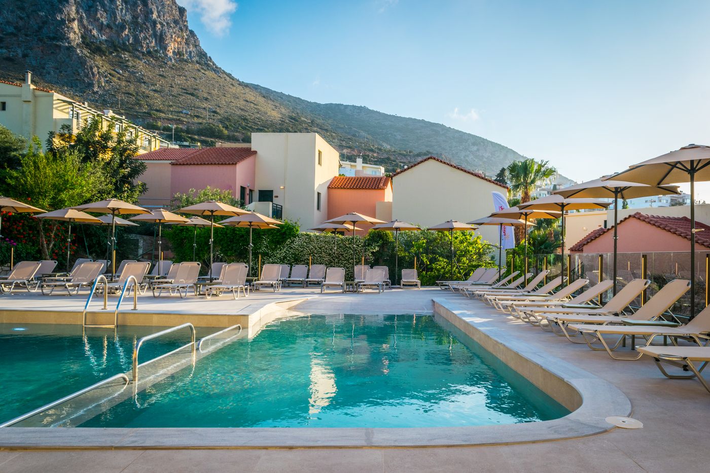 Dream-Village-Pool-12