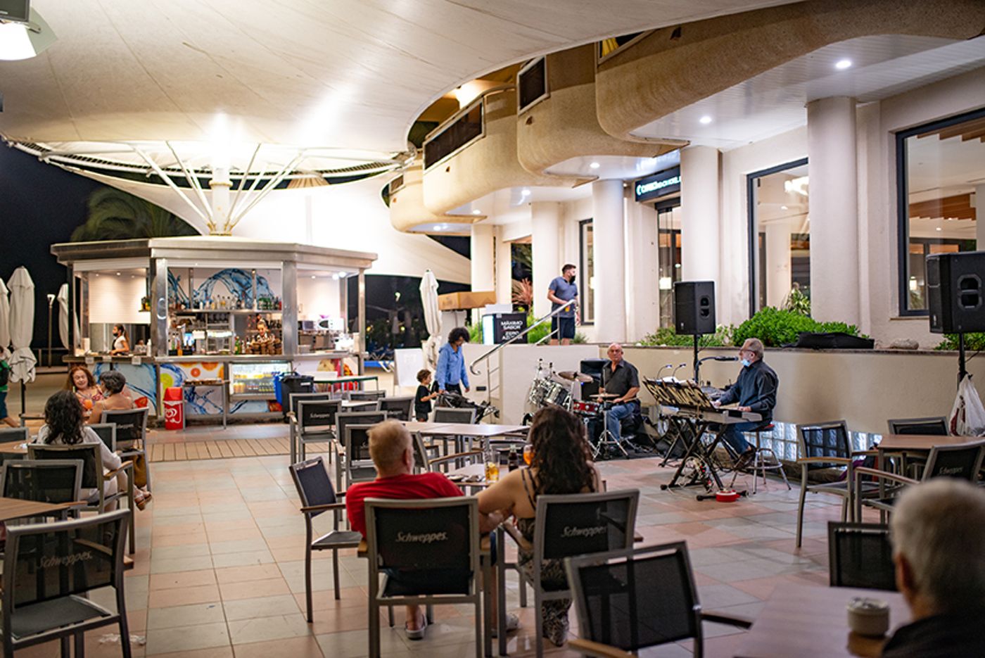 Hotel-Caprici-Terrace-51