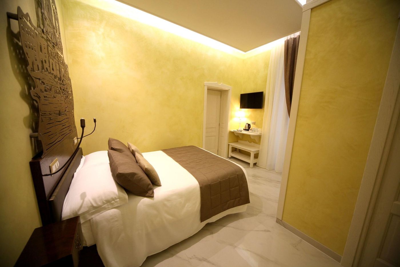 Maison-Tritone-Room-16