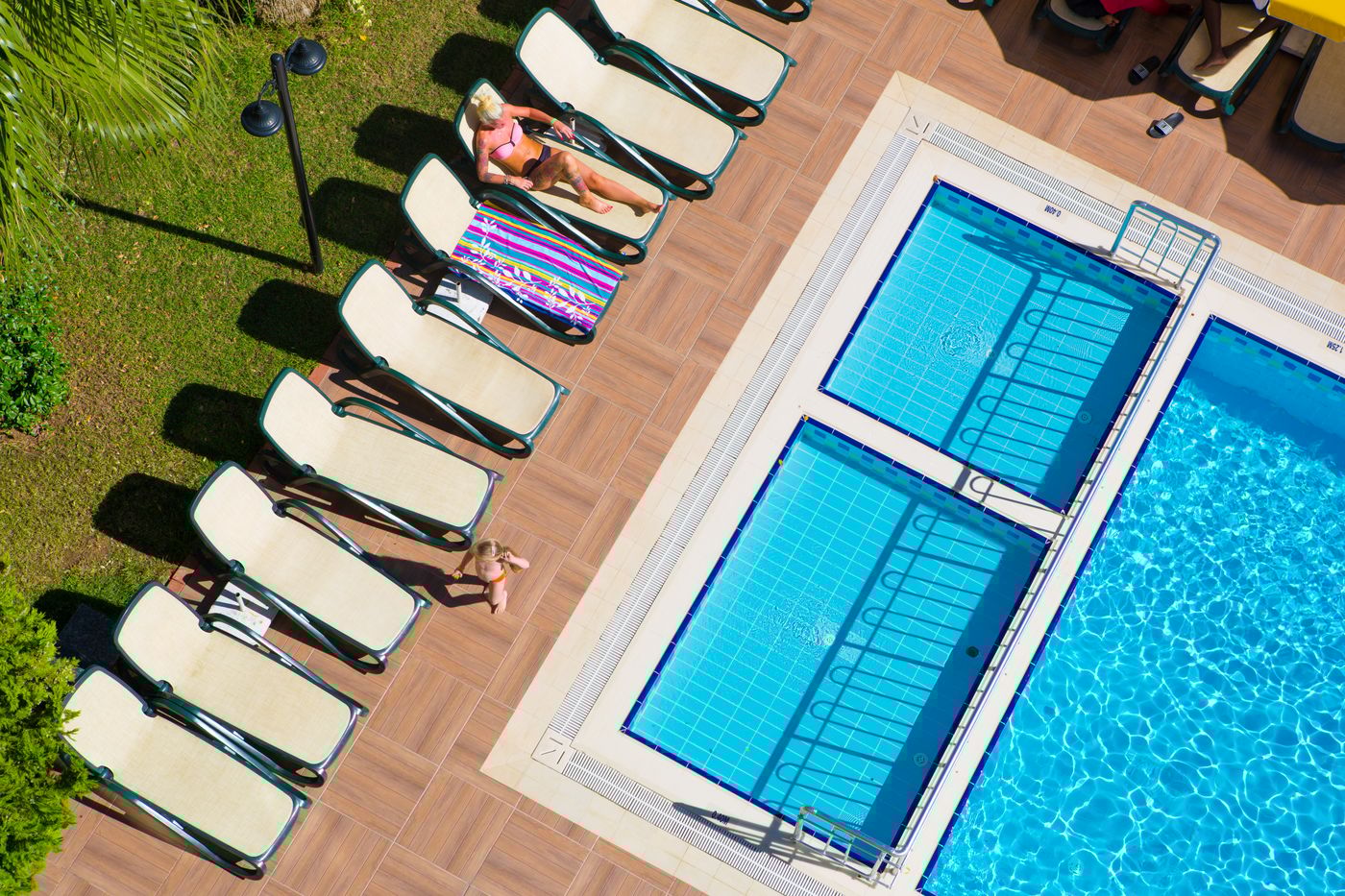 Gardenia-Beach-Pool-23