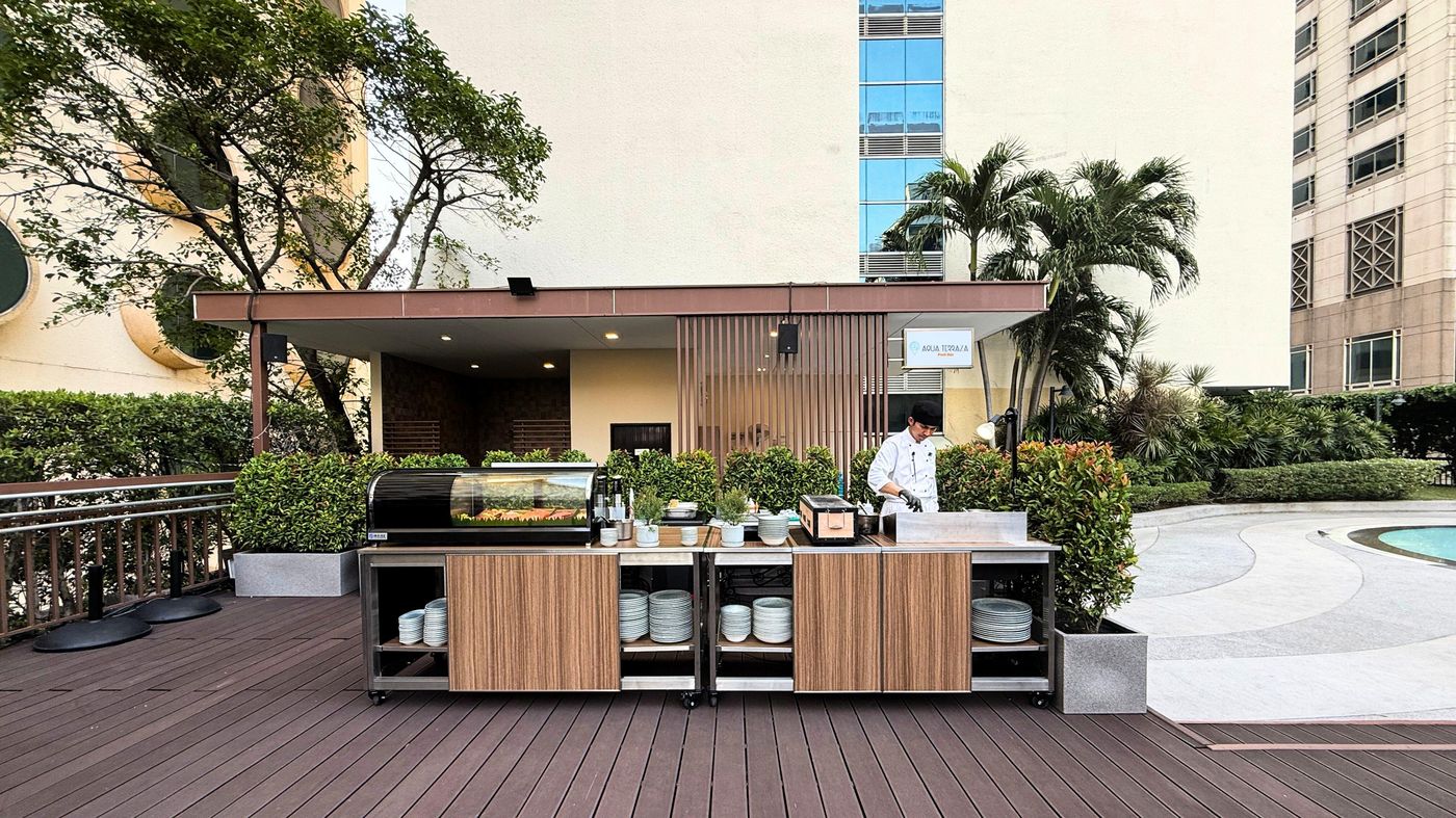 Holiday-Inn-Bangkok-Silom-Restaurant-53