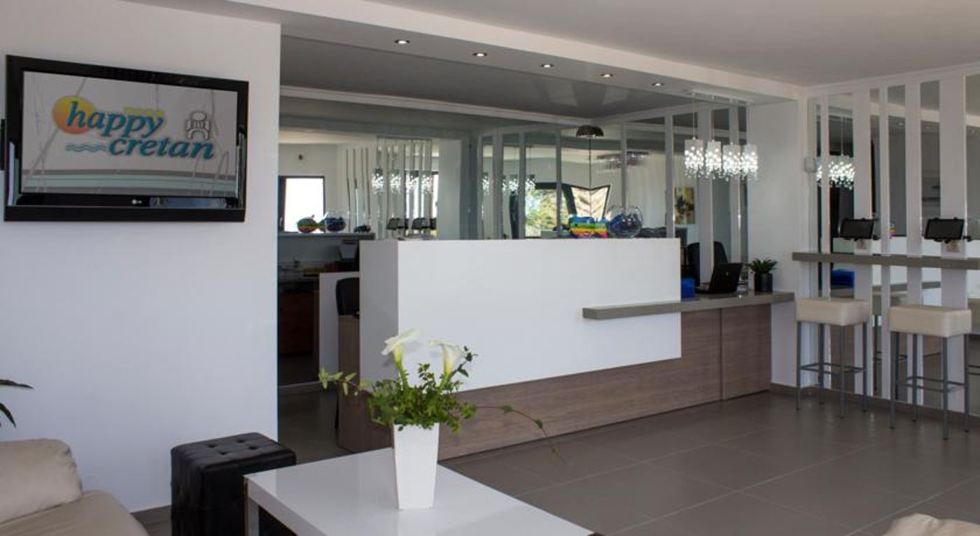 Happy Cretan Apartments & Suites