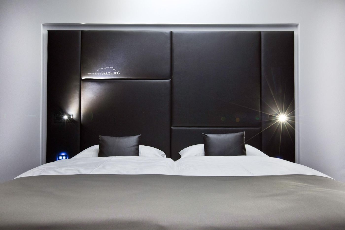 Cool Mama-Austria-Salzburg-Room-8