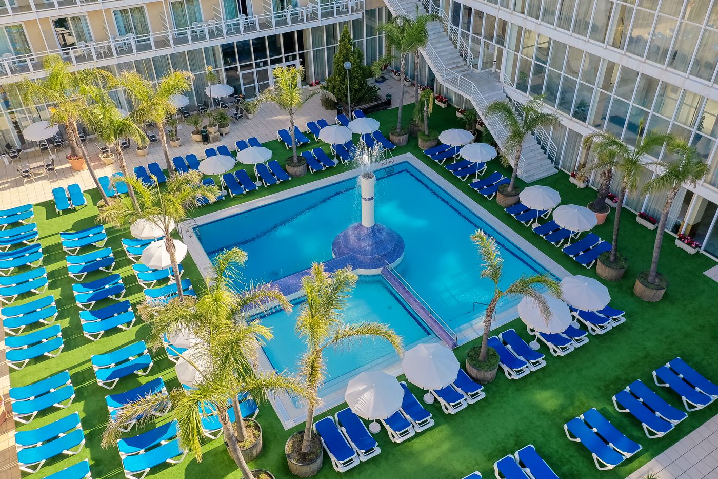 New - htop Platja Park