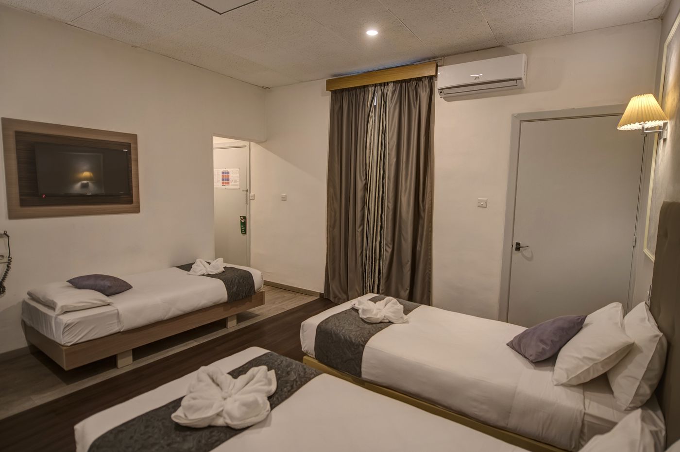 Europa-Hotel-Room-18