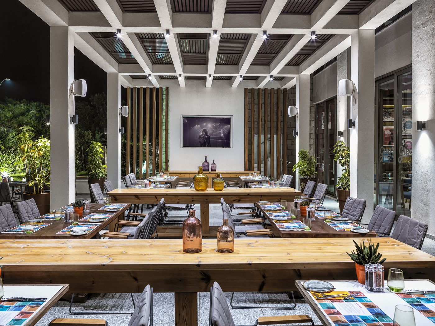 Olympic-Lagoon-Resort-Restaurant-67