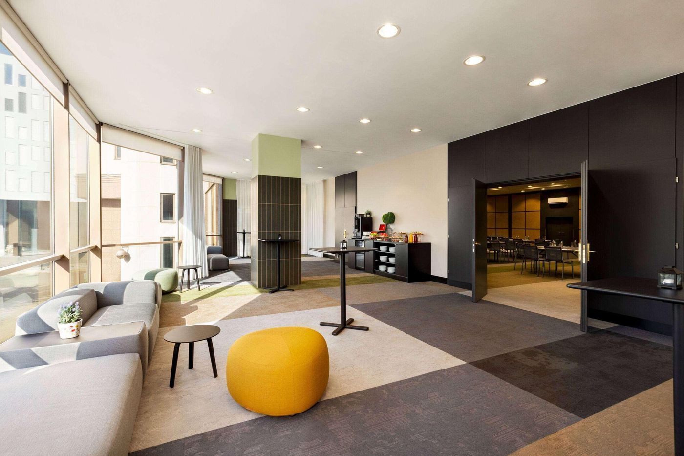 Vienna-House-by-Wyndham-Diplomat-Prague-Conferences-5