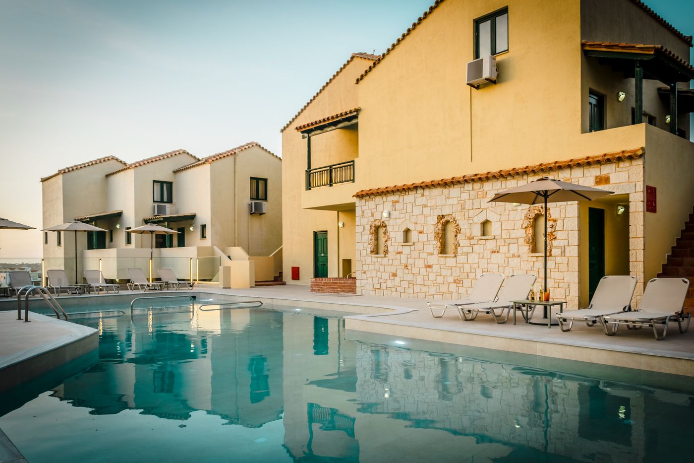 Dream-Village-Pool-1