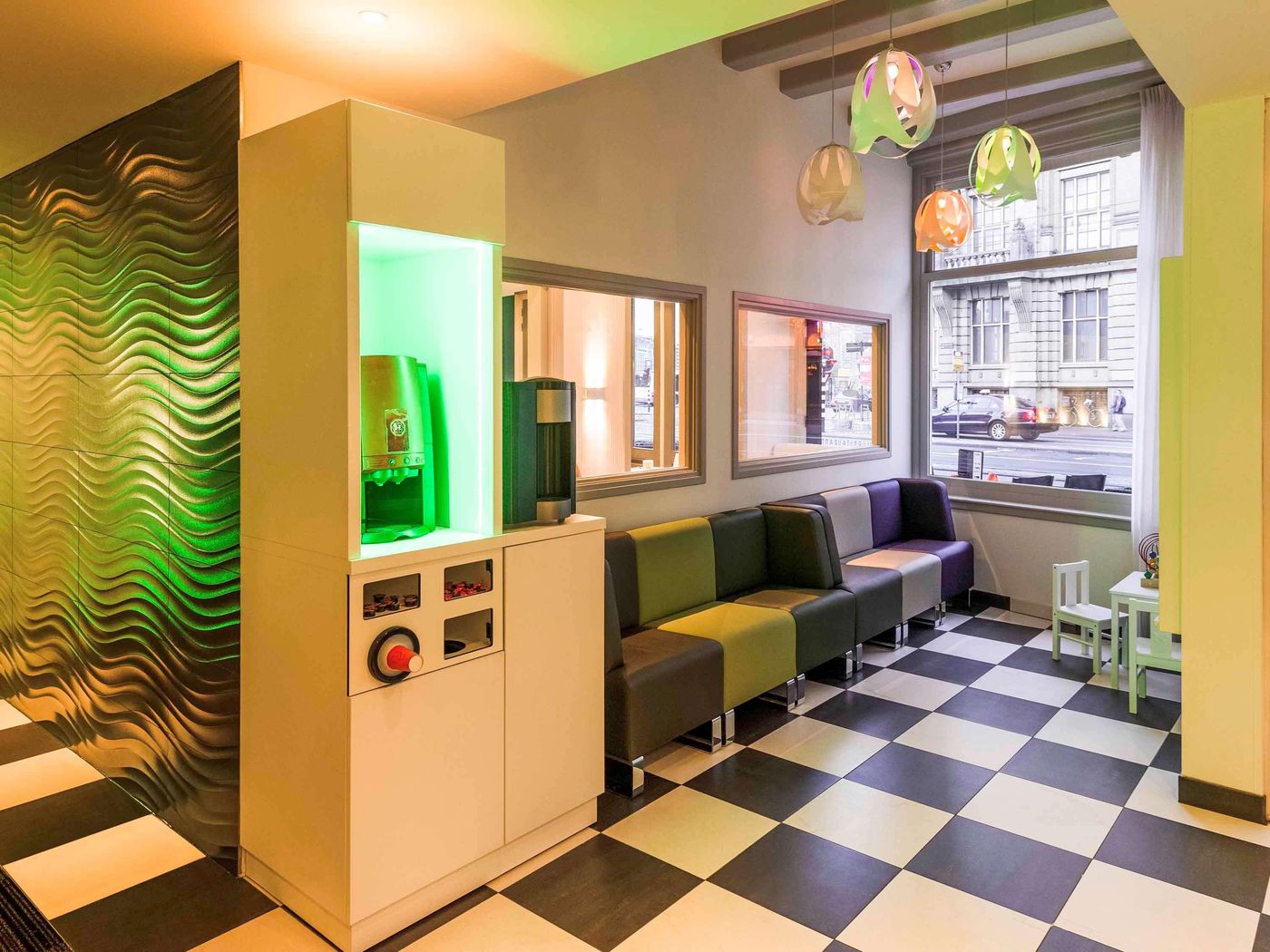 ibis-Styles-Amsterdam-Central-Station-General-view-22