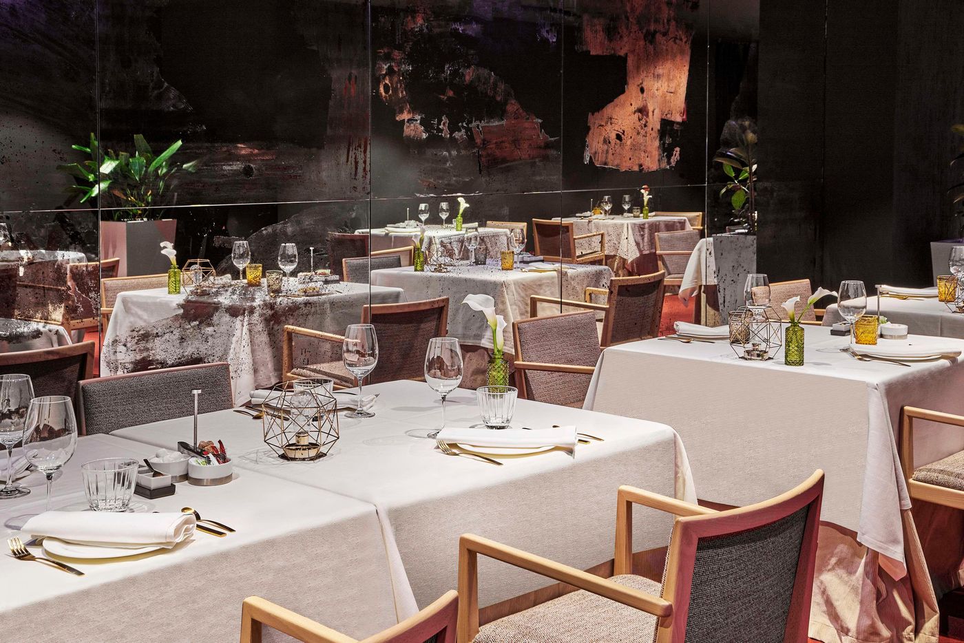 NH-Collection-Madrid-Eurobuilding-Restaurant-76