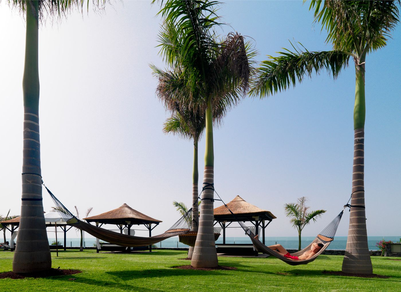 RedLevel-at-Melia-Palacio-de-Isora-Pool-11