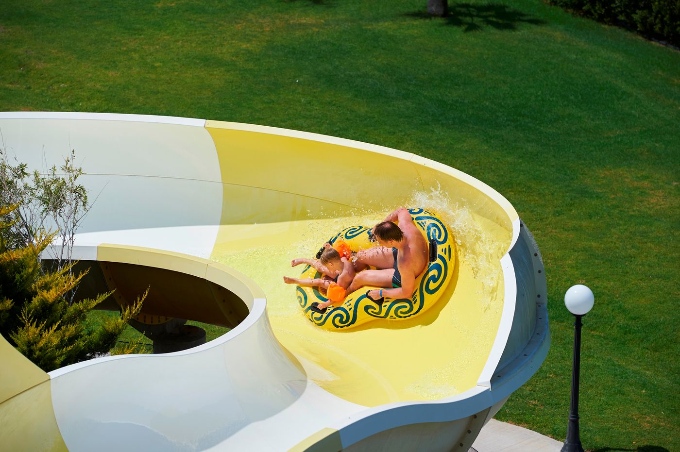 Louis-Phaethon-Beach-Sports-and-Entertainment-58