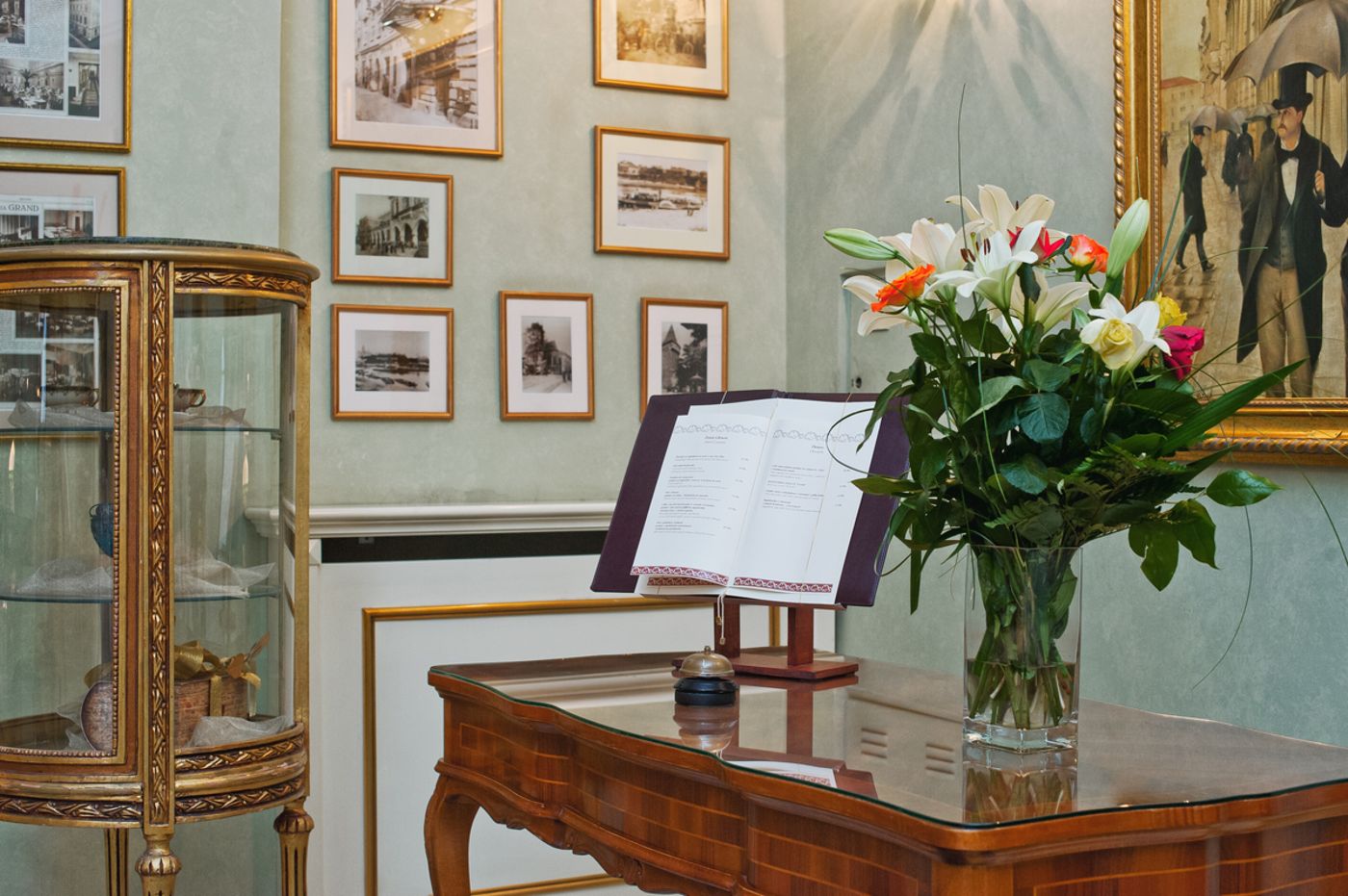 Grand-Krakow-Lobby-4