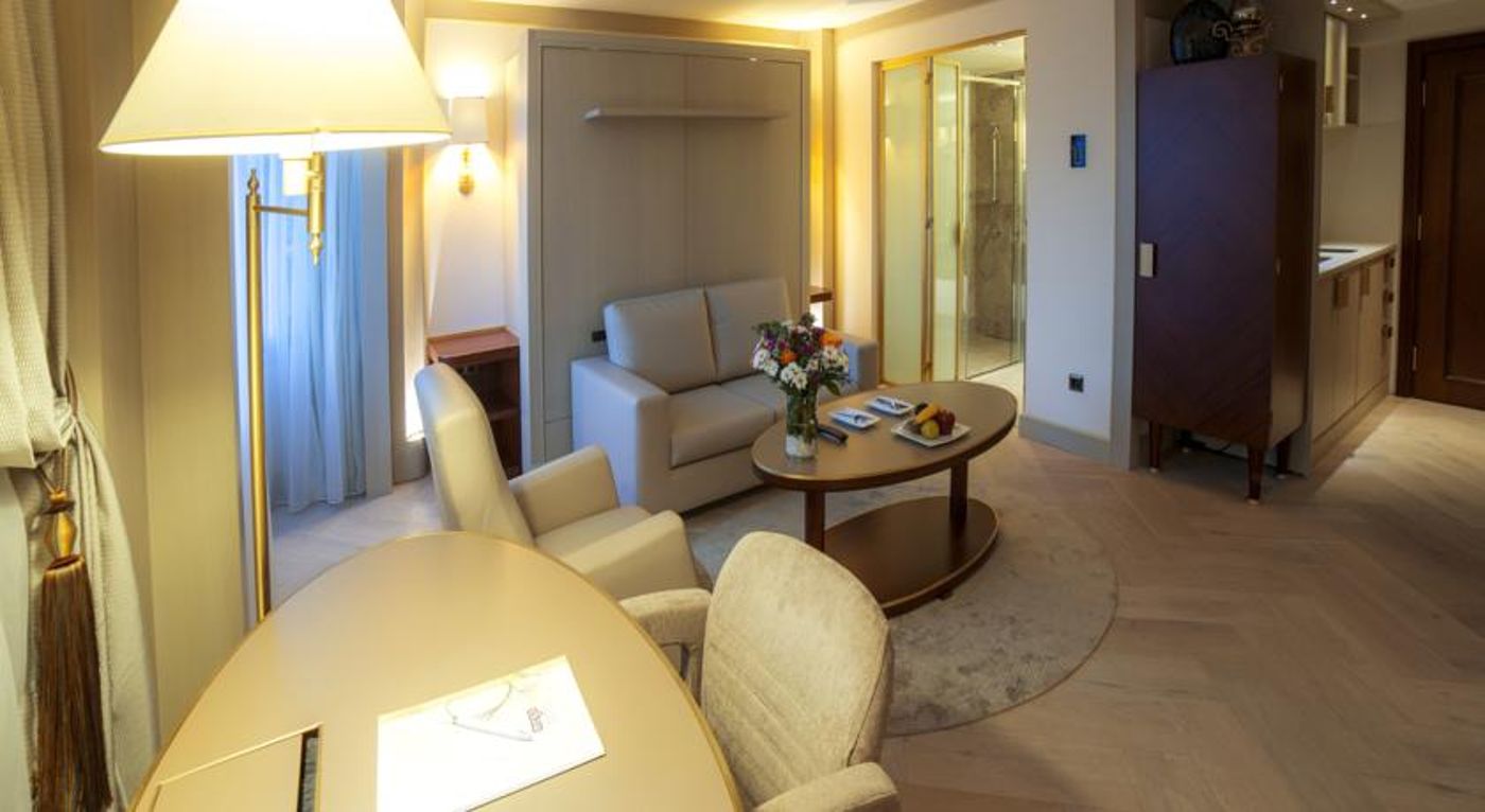 Mega-Residence-Hotel-Room-2