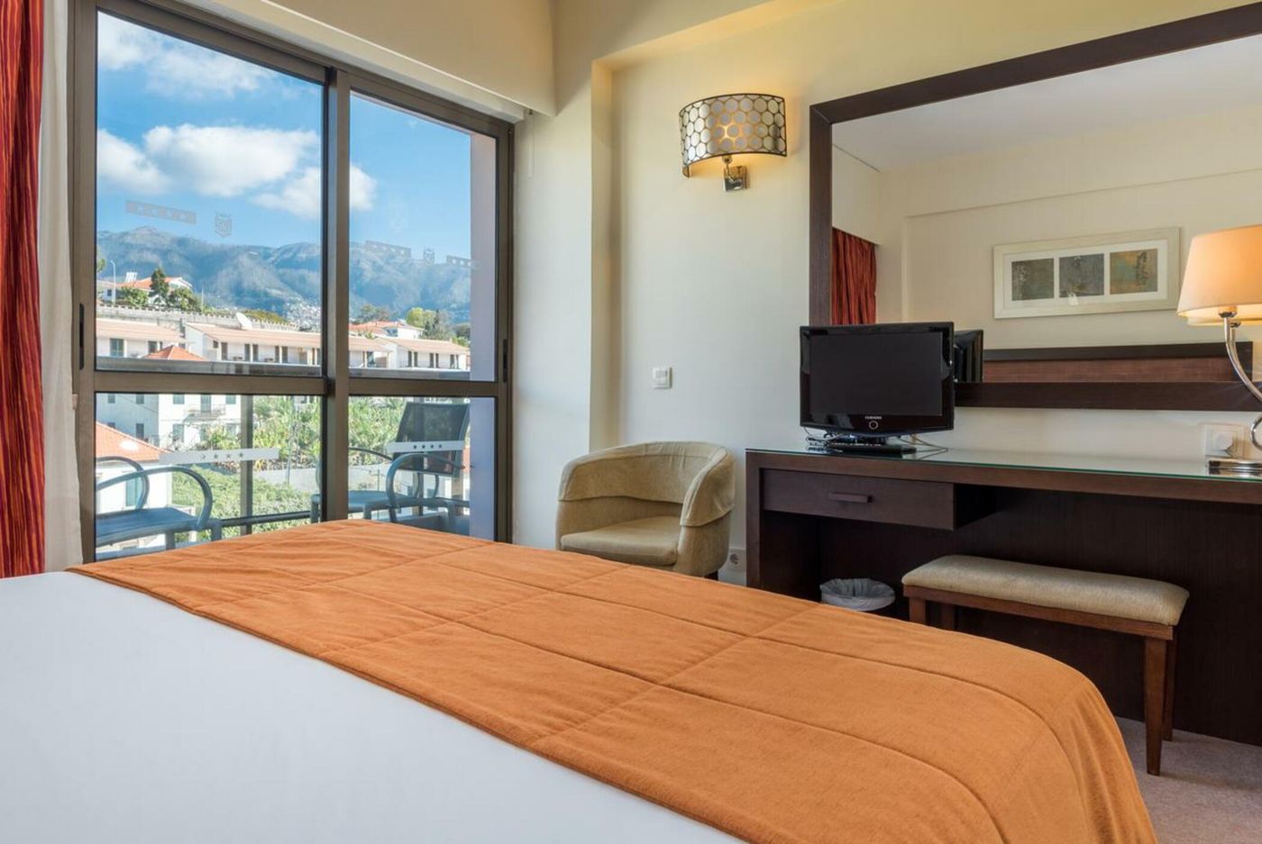 TUI-Blue-Gardens-Adults-Only-Savoy-Signature-Room-22