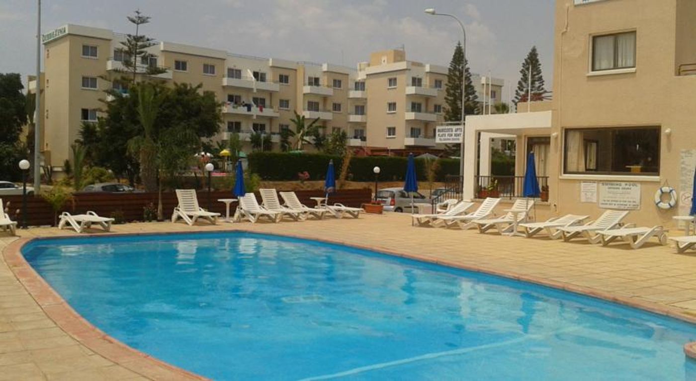 Maricosta Apartments