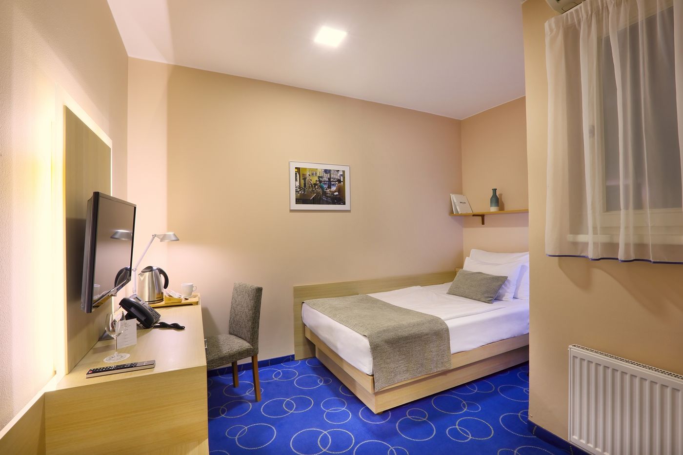 Hotel-Amarilis-Prague-Room-8