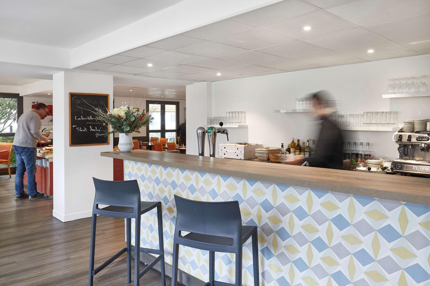 Kyriad-Nice-Ouest-Stade-Saint-Isidore-Restaurant-24