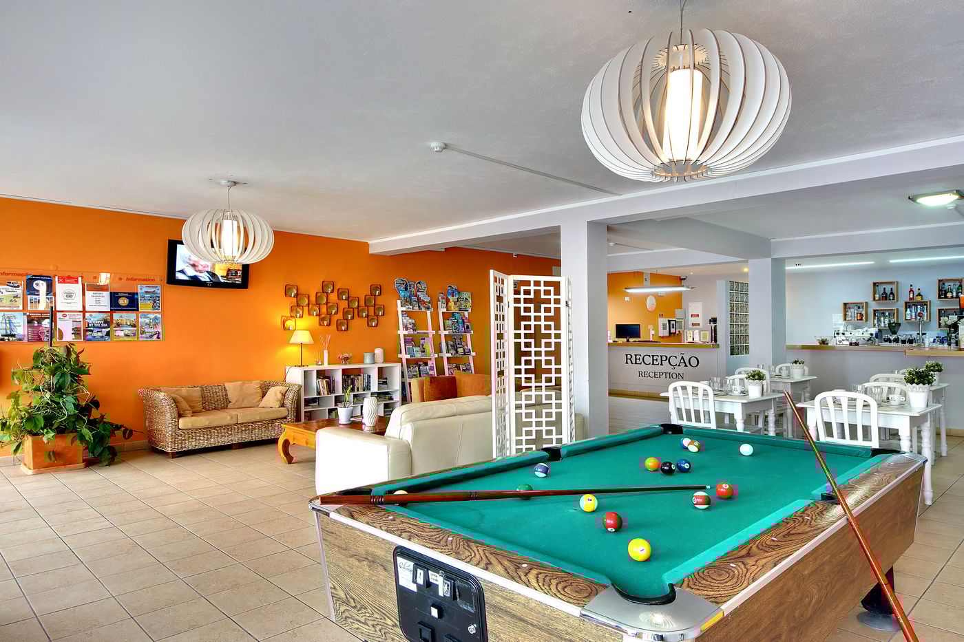 Novochoro-Apartments-Bar-57