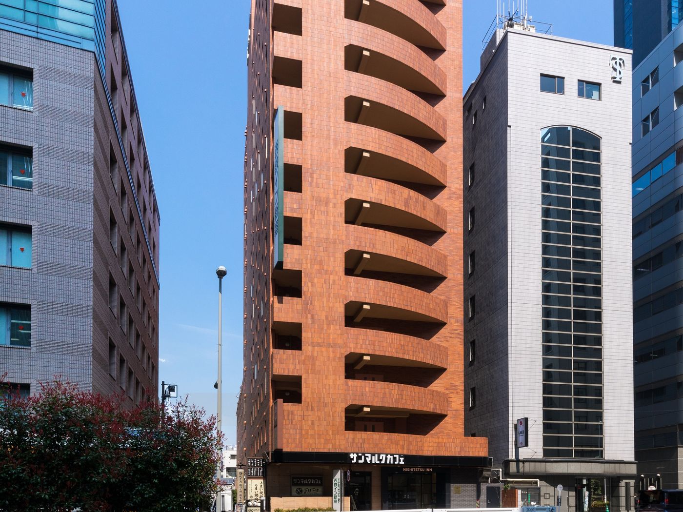 Nishitetsu Inn Shinjuku-Japan-Tokyo-General view-4