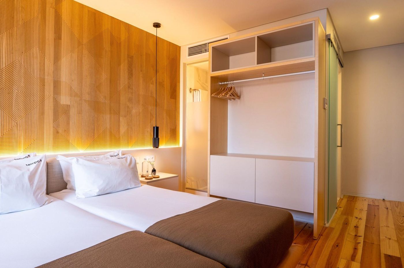 Tempo-FLH-Hotels-Room-18