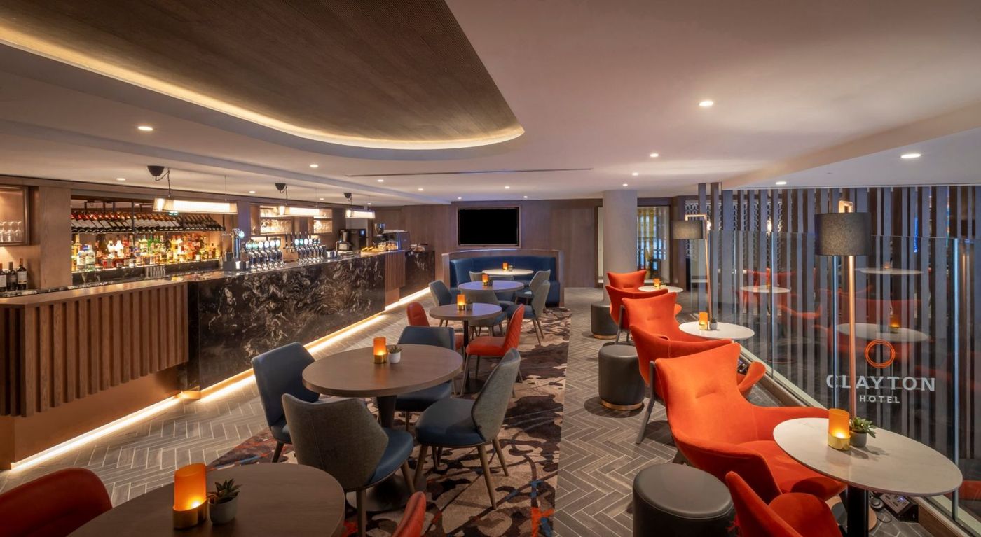Clayton-Hotel-Cardiff-Lane-Bar-16