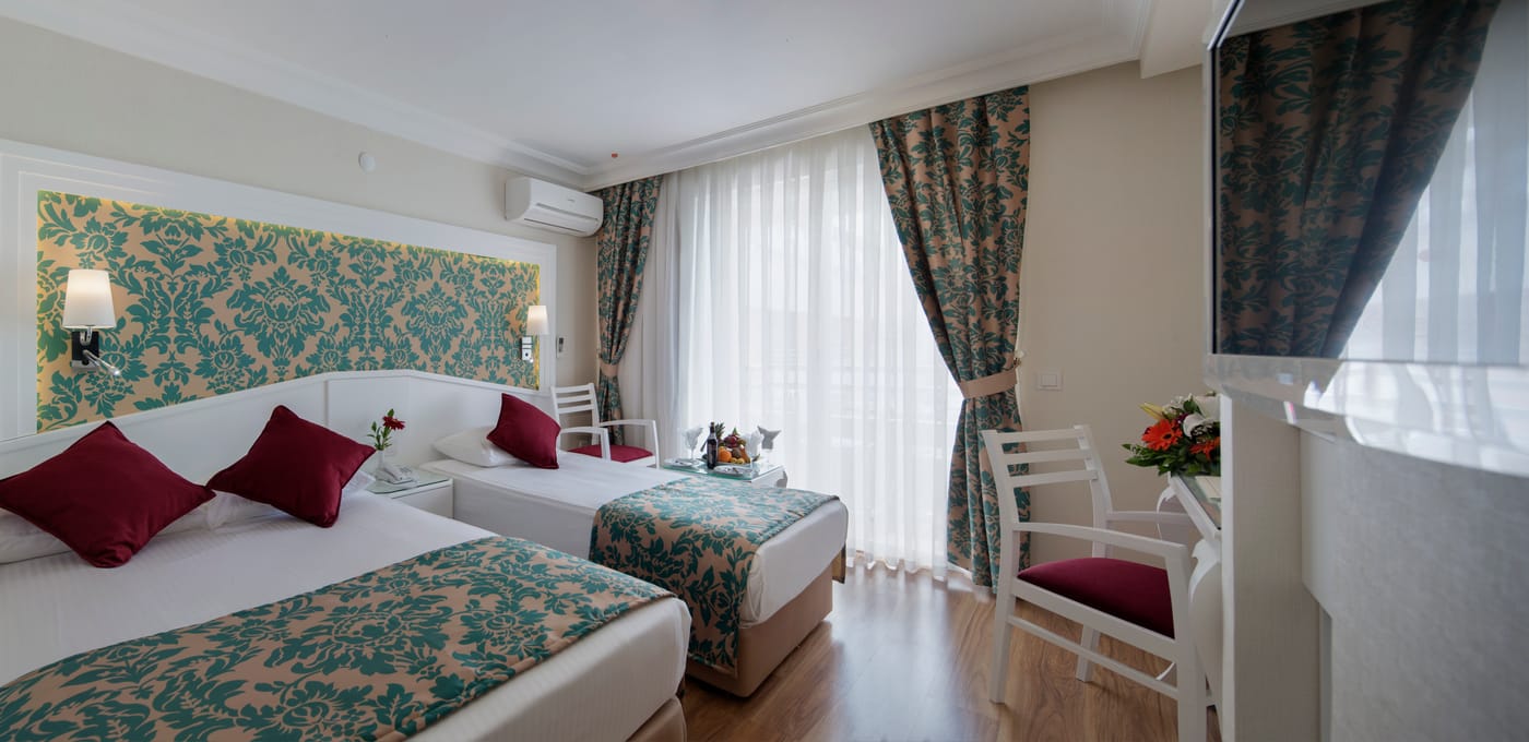 Alaiye-Kleopatra-Hotel-Room-8