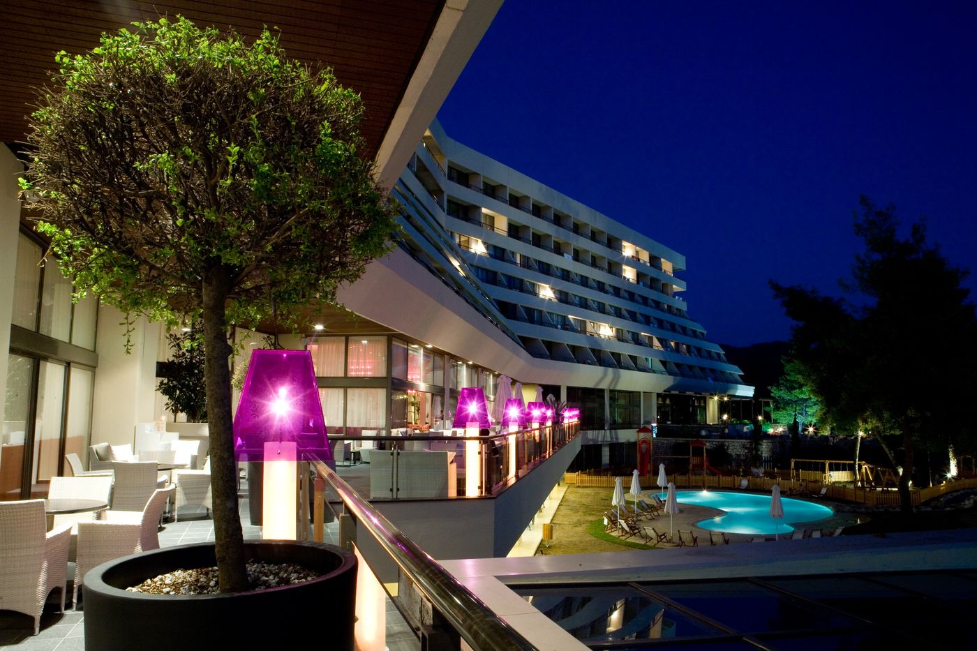 Sithonia---Porto-Carras-Grand-Resort-Bar-4