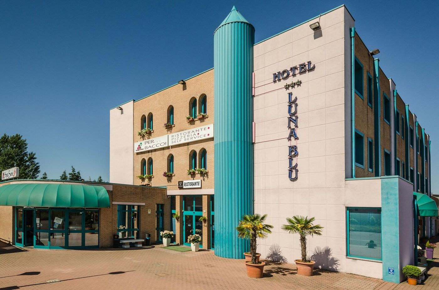 Hotel Luna Blu - Italy - Cento - General view - 1