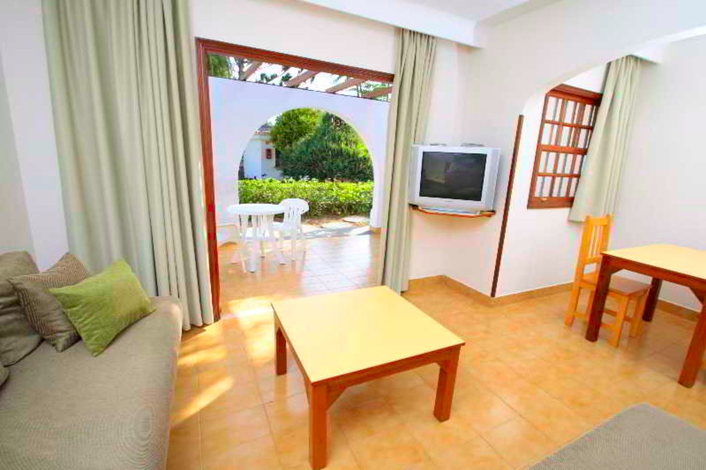 Bungalows-Parque-Golf-Room-15