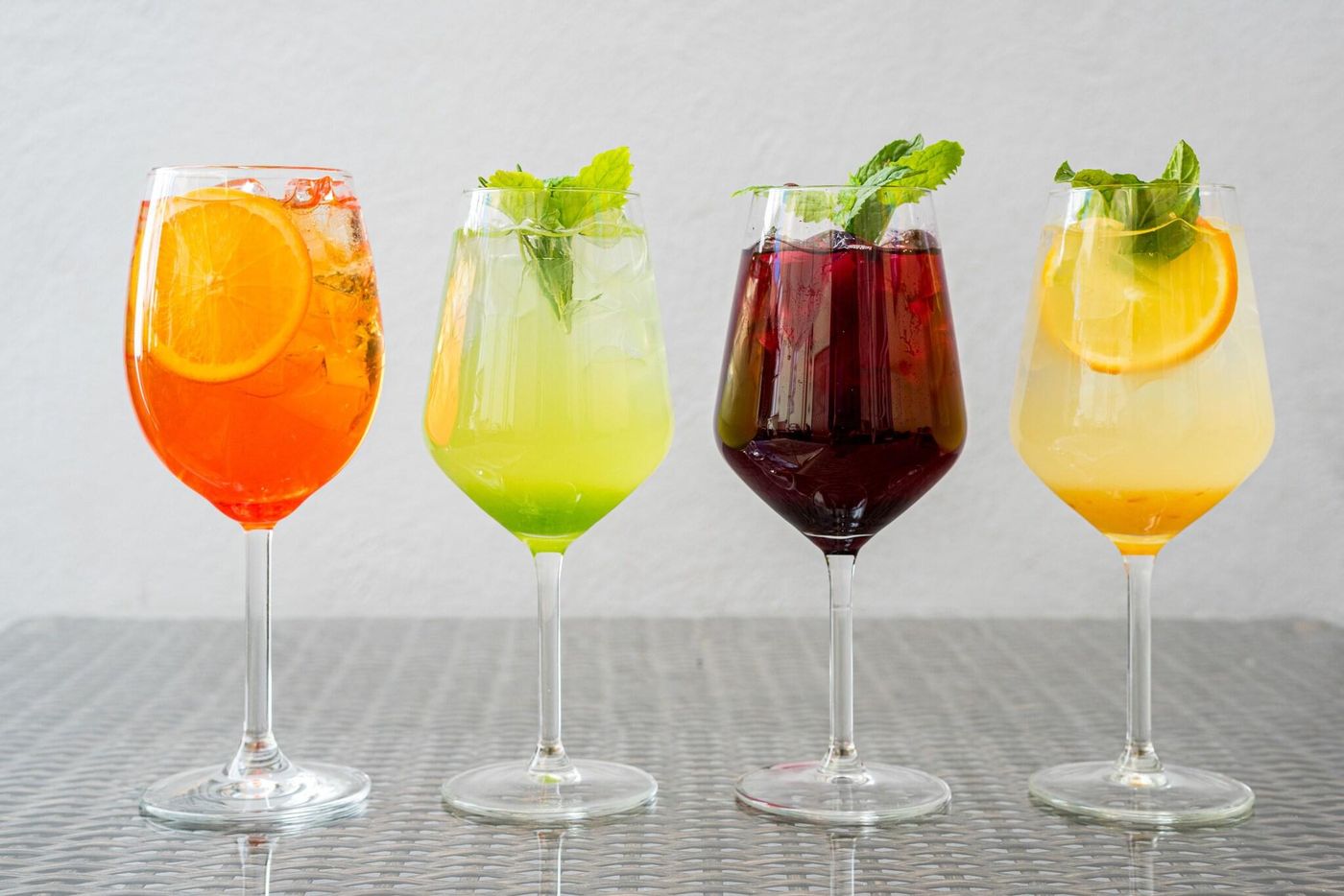 Meriton-Old-Town-Garden-Restaurant-40