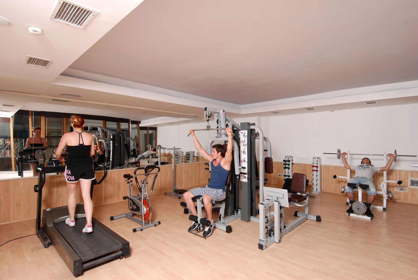 Grand-Zaman-Garden-Hotel-Sports-and-Entertainment-60