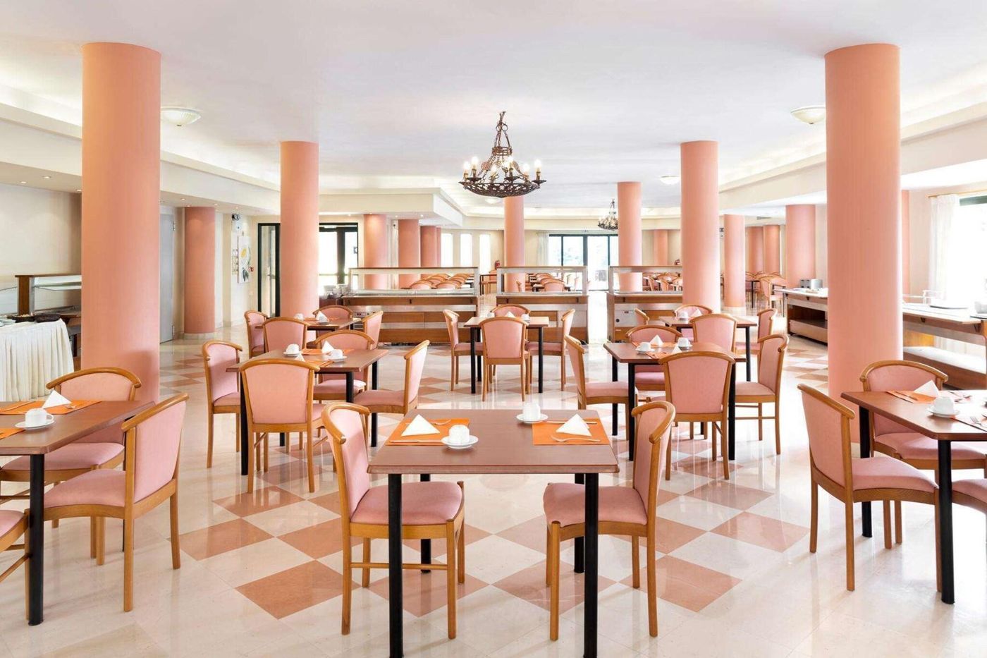 Century-Resort-Apartments-Restaurant-73