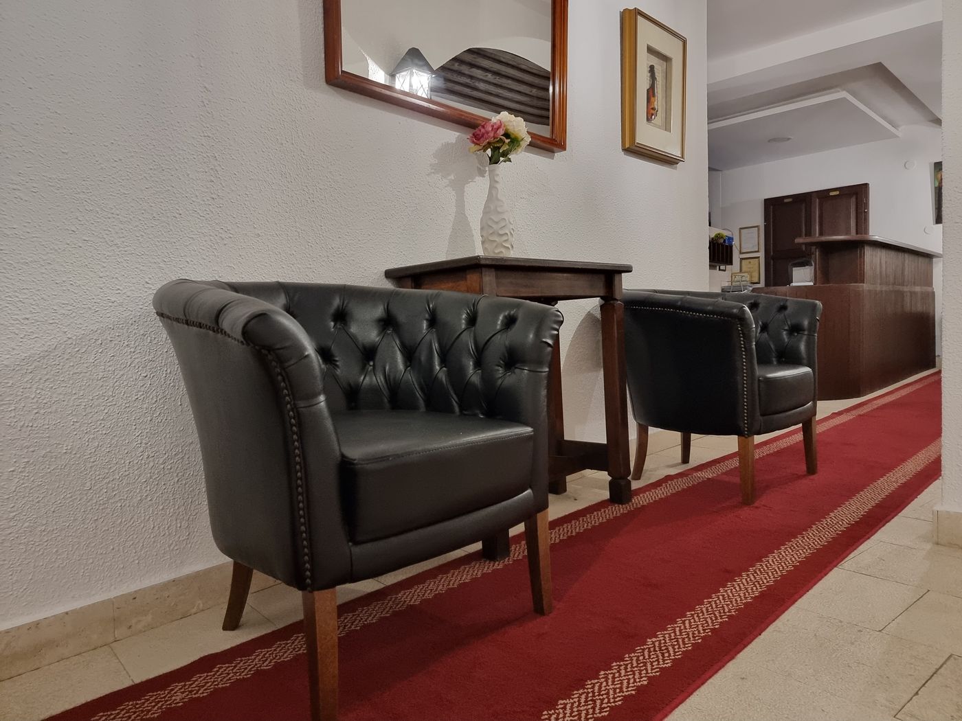 Kulla-e-Balshajve-Lobby-41