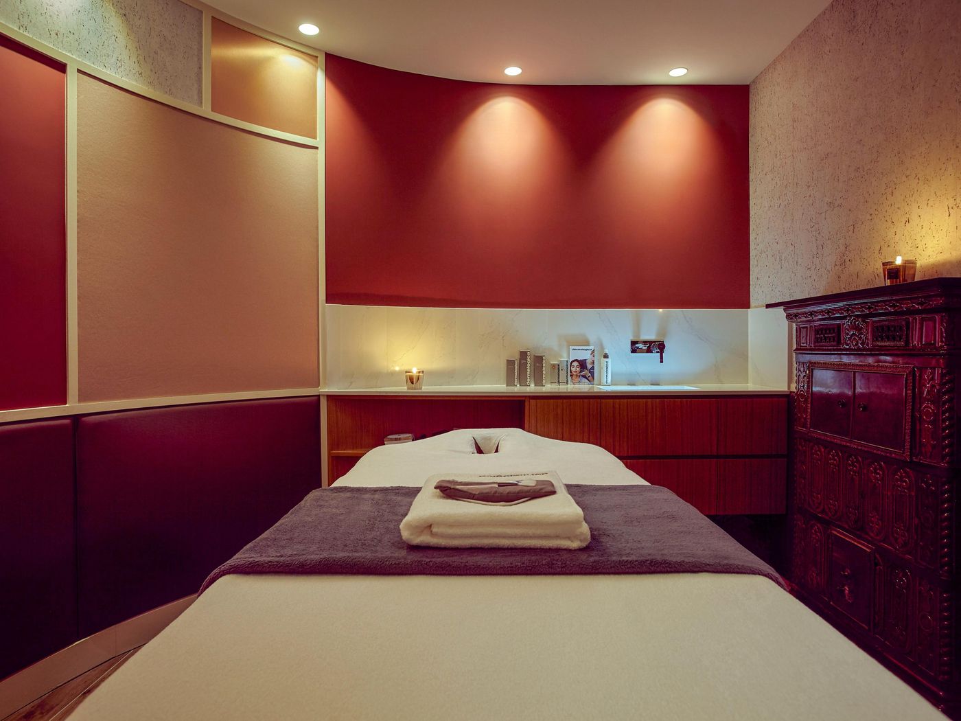 Mercure-Paris-Opera-Garnier-Sports-and-Entertainment-70