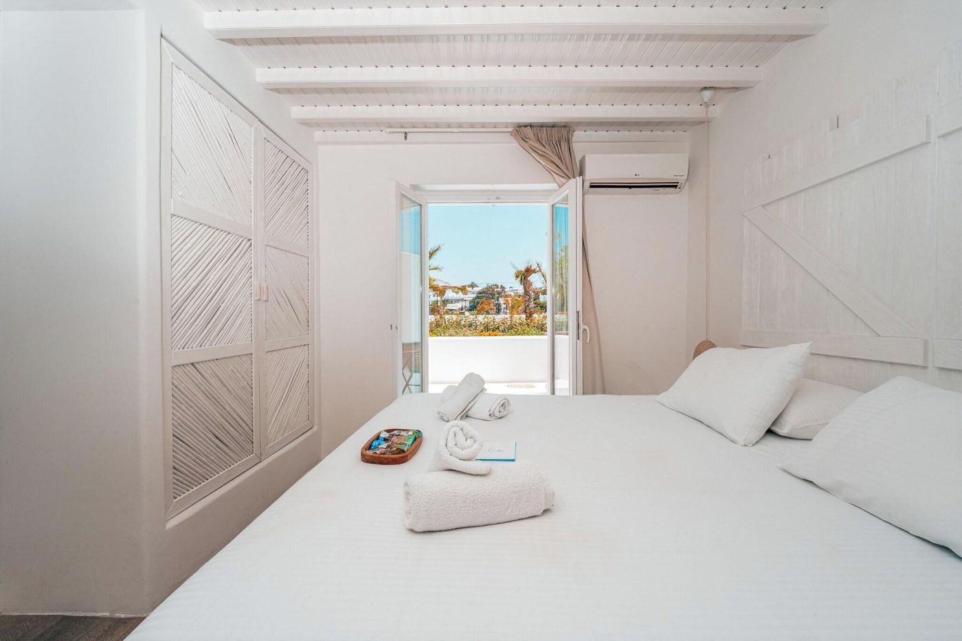 Madoupa-Boutique-Room-39