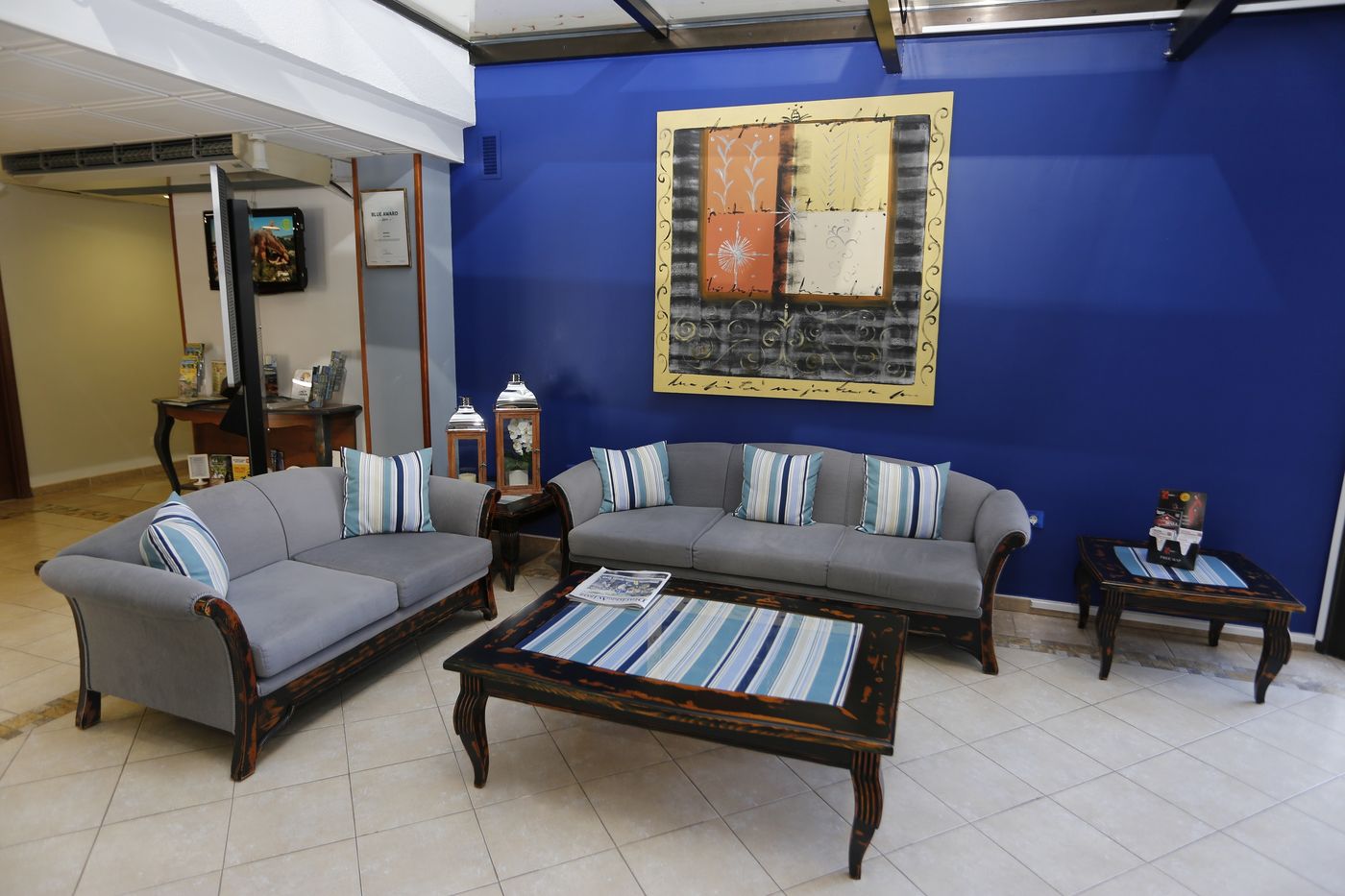 Andorra-Hotel-and-Apartments-Lobby-48