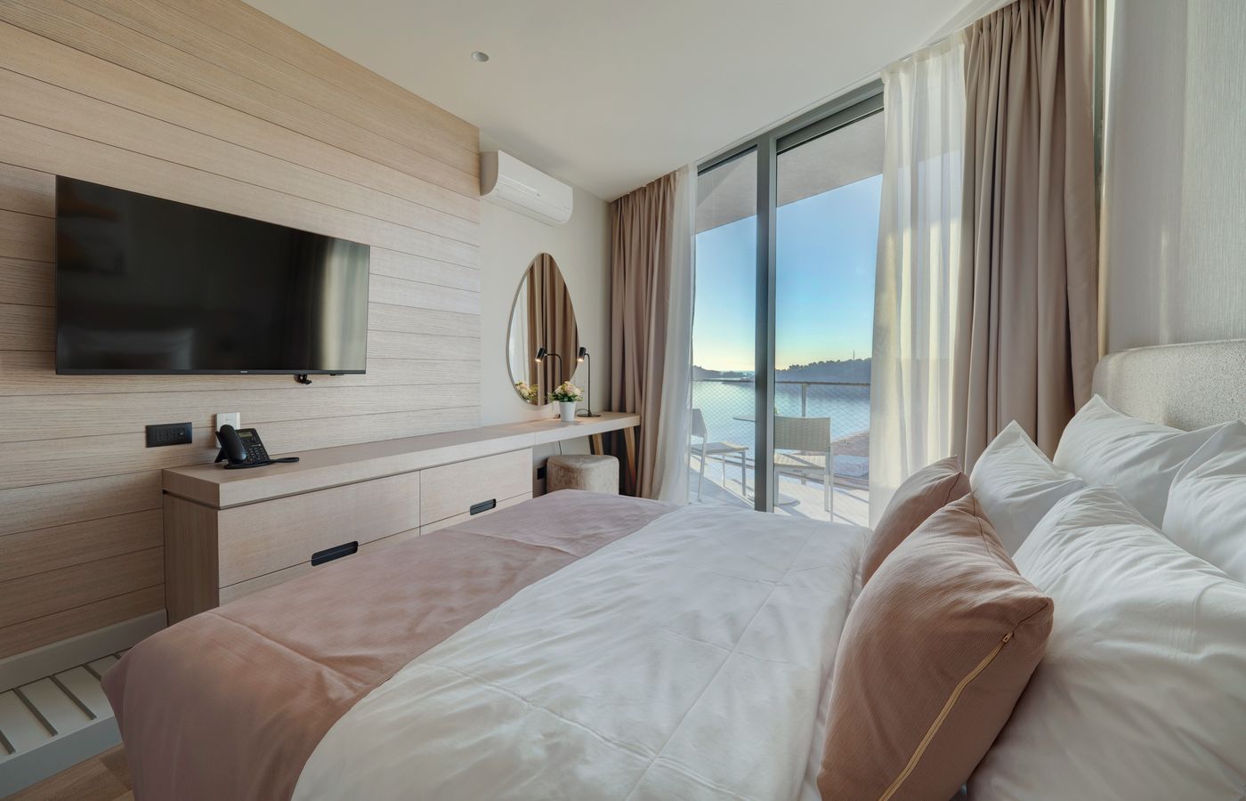 Sea-Star-Hotel-Room-11