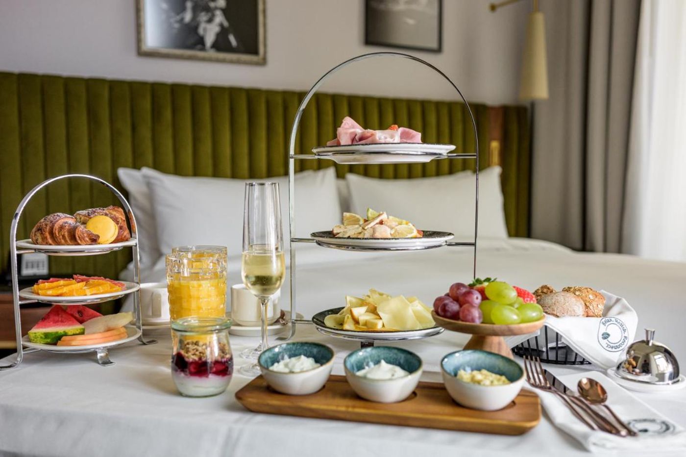 Hotel-Saski-Krakow--Curio-collection-by-Hilton-Room-56