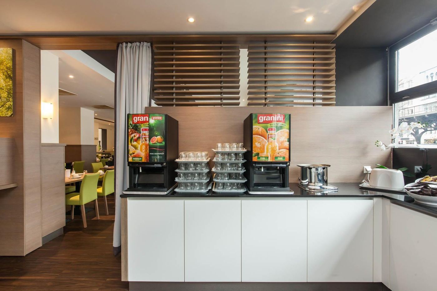 Hotel-Aldea-Berlin-Centrum-Restaurant-14