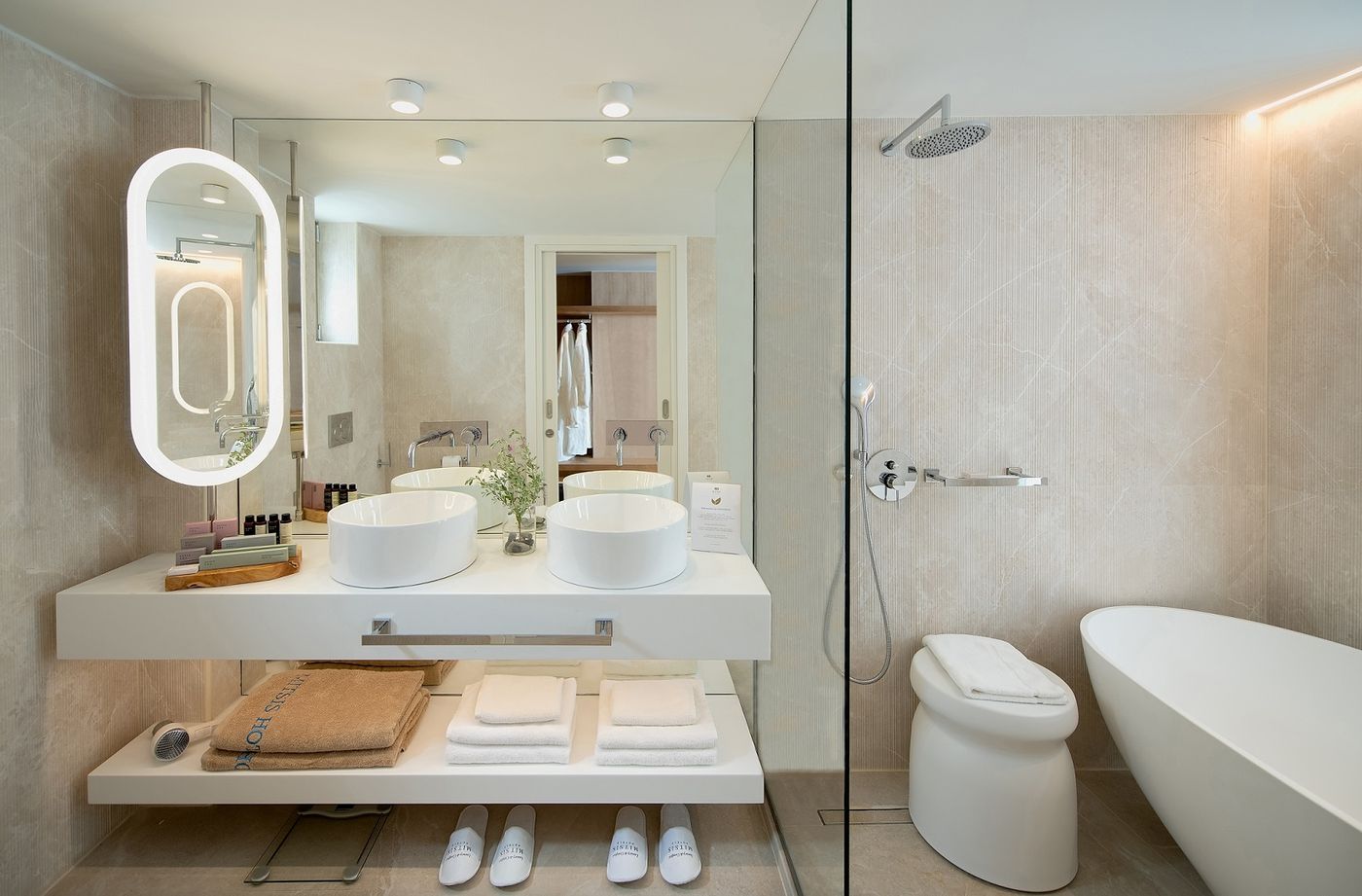 Mitsis-Rinela-Room-45