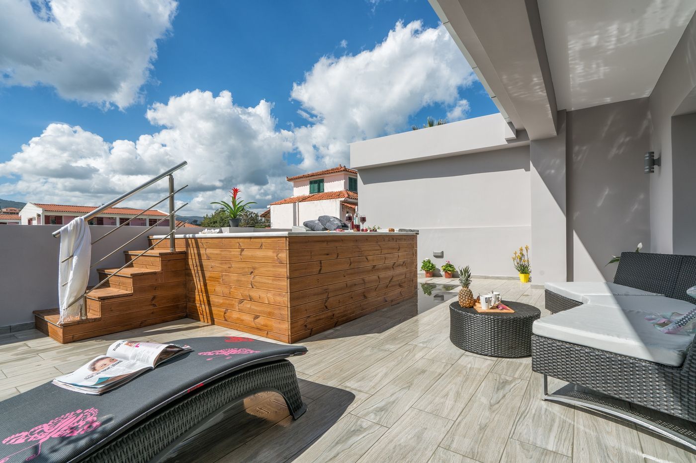 Savvas Luxury Suites