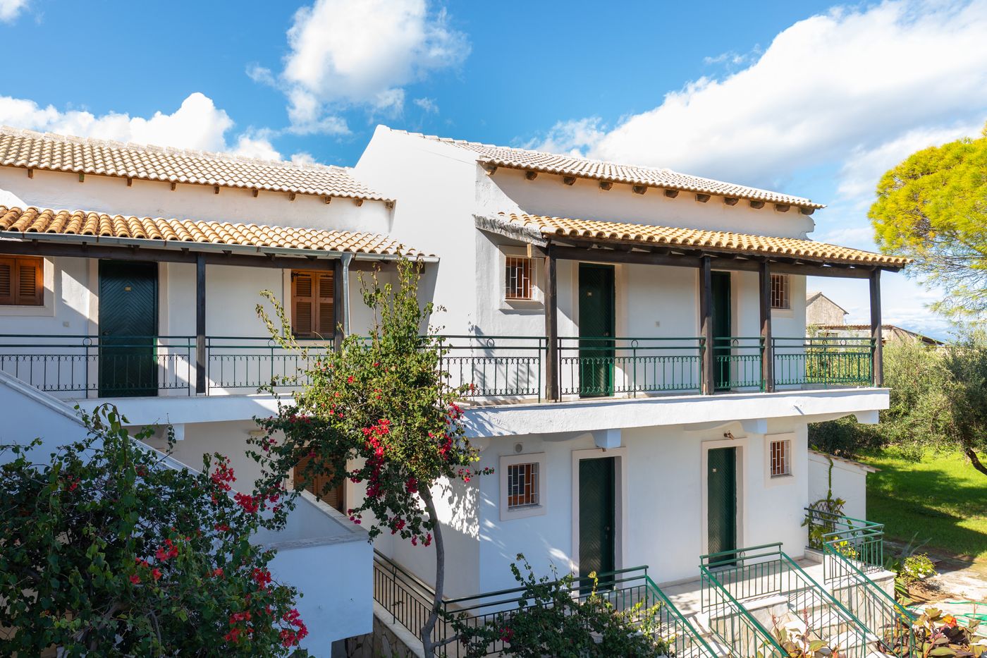 Island-Beach-Resort-Room-11