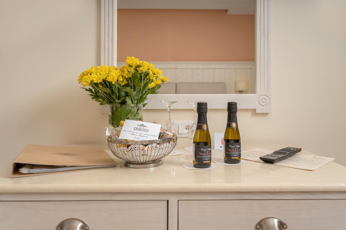 Debono-Hotel-Room-45