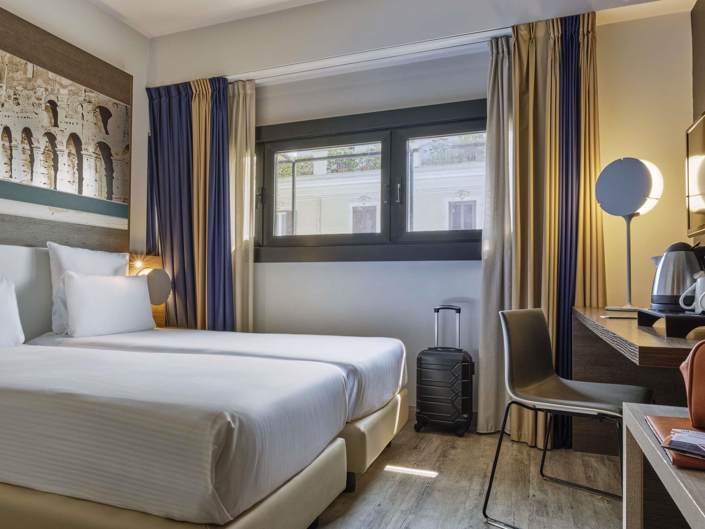 Mercure-Roma-Centro-Colosseo-Room-7
